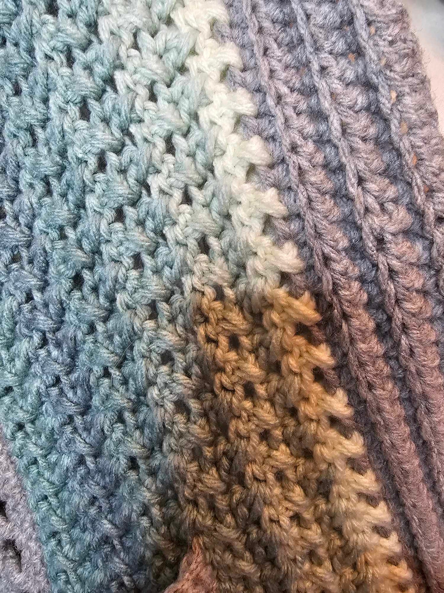 Pocket Shawl