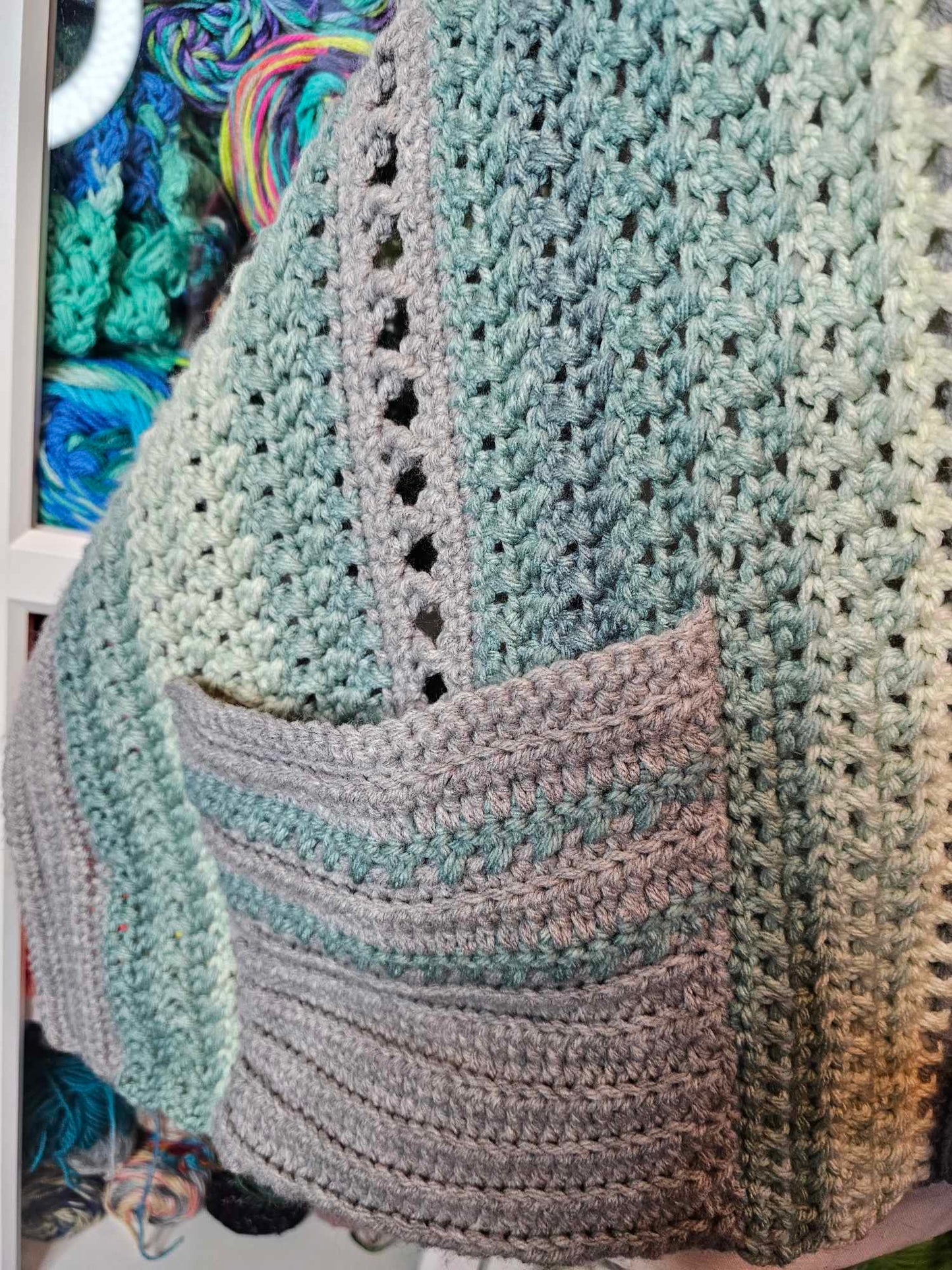 Pocket Shawl